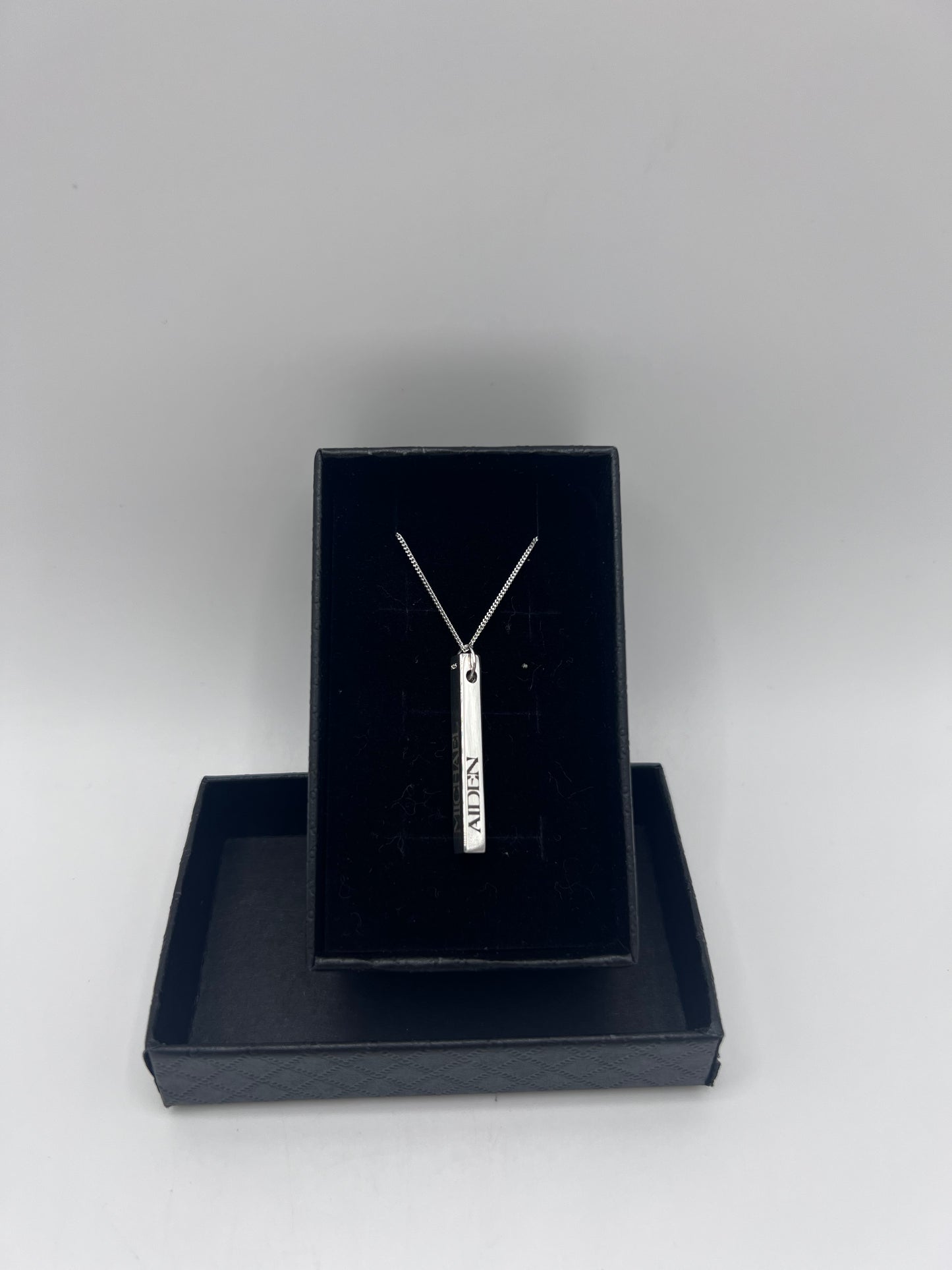 Personalised Gift: Solid Silver Bar, Personalised with any 4 names or words & Solid Silver Diamond Cut Chain