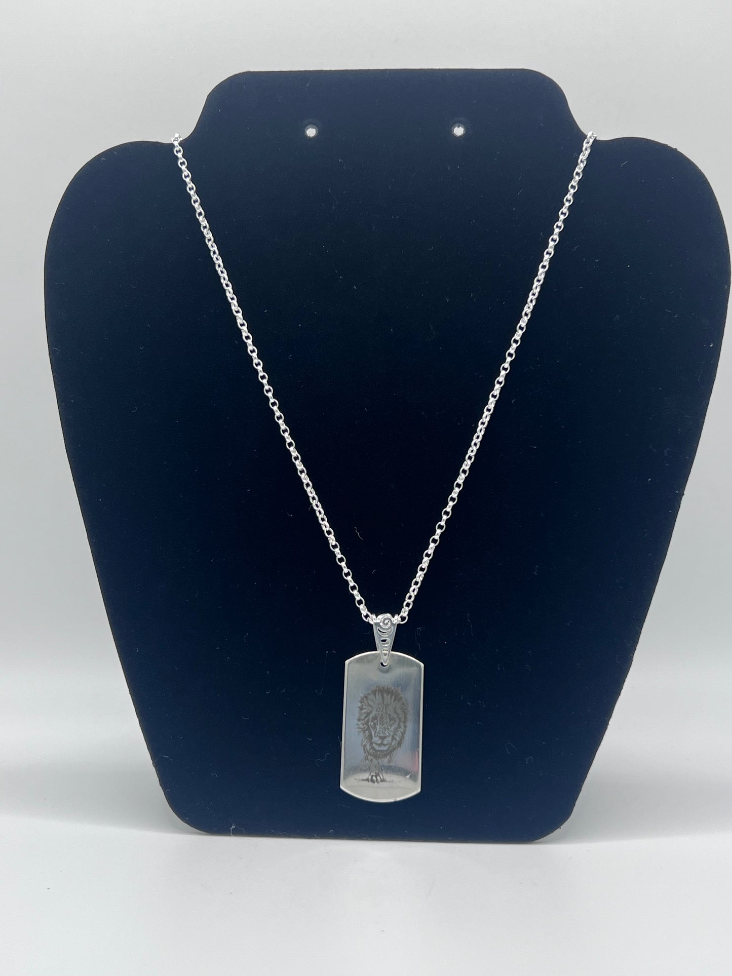 Personalised Gift: Solid Silver Dog Tag, Lion Design, Personalised with Any Message & Solid Silver Belcher Chain