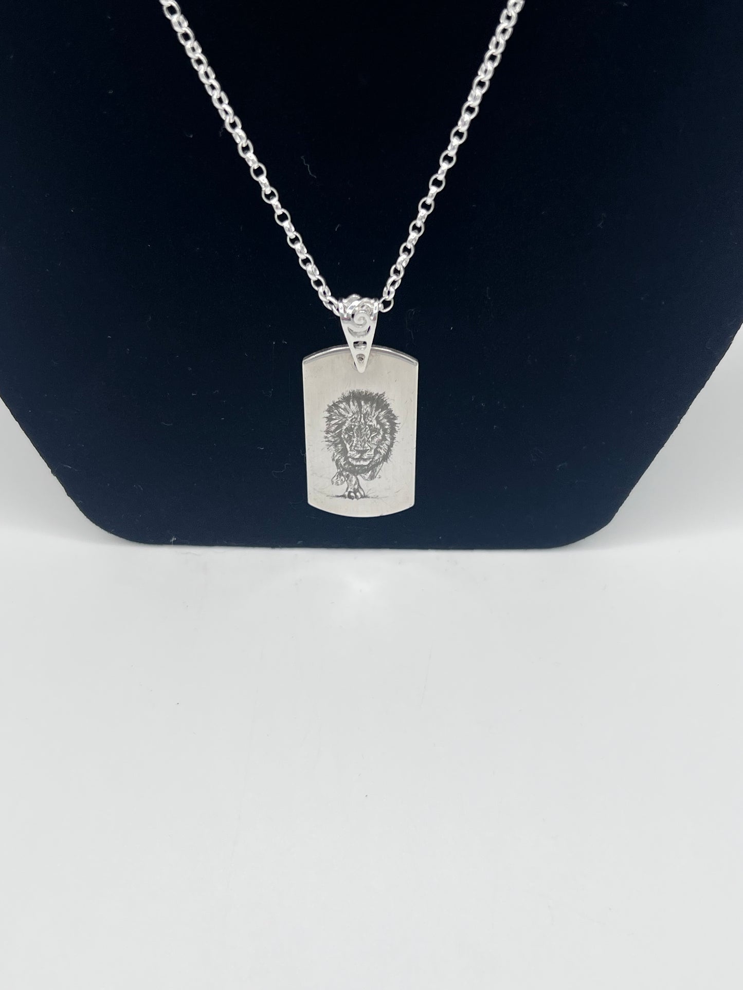 Personalised Gift: Solid Silver Dog Tag, Lion Design, Personalised with Any Message & Solid Silver Belcher Chain