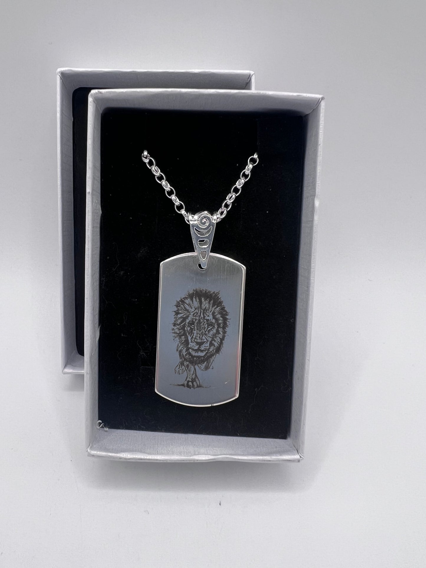 Personalised Gift: Solid Silver Dog Tag, Lion Design, Personalised with Any Message & Solid Silver Belcher Chain